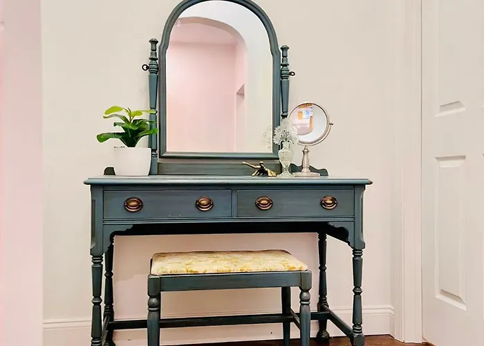 History - Eclectic Luxury - Upper Lawrenceville Pittsburgh